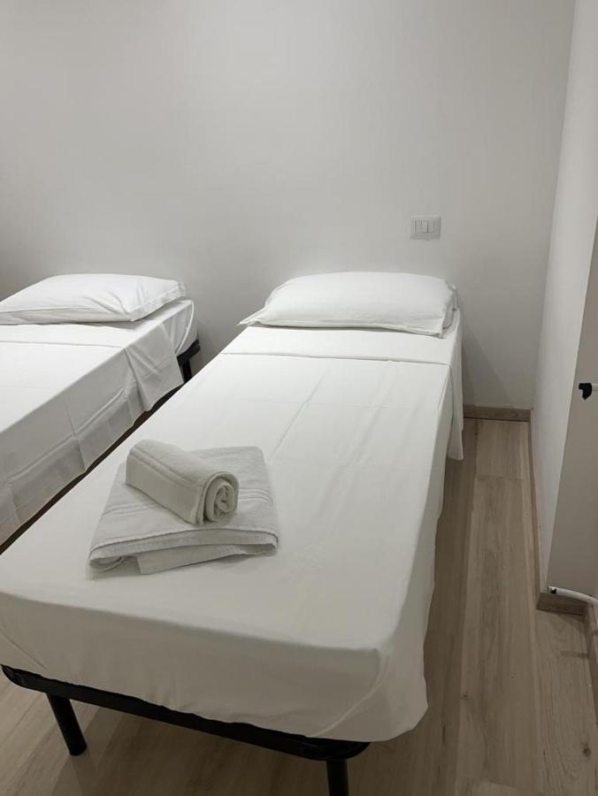 Villa Milano Apt. N. 1 Luaran gambar